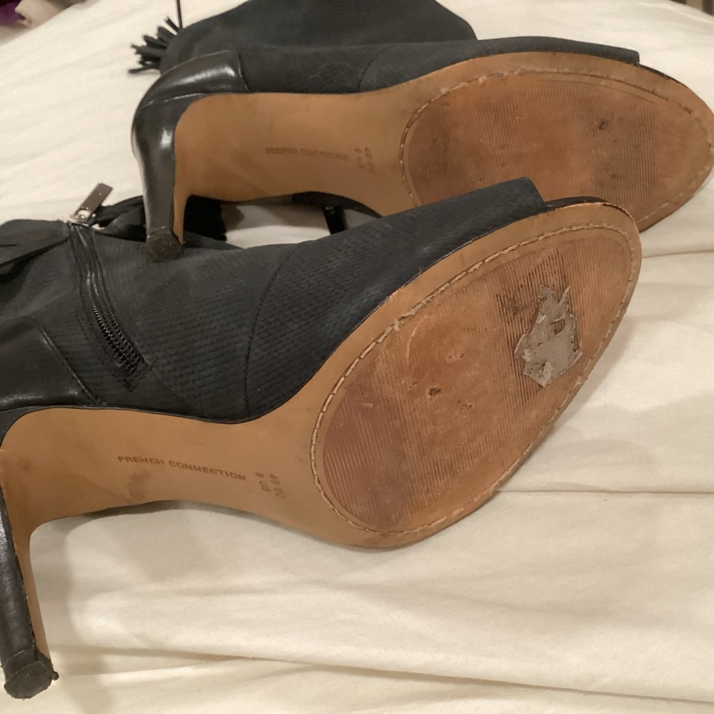 French Connection Quinby Black Leather Peep-Toe Heeled Boots - Picture 6 of 7